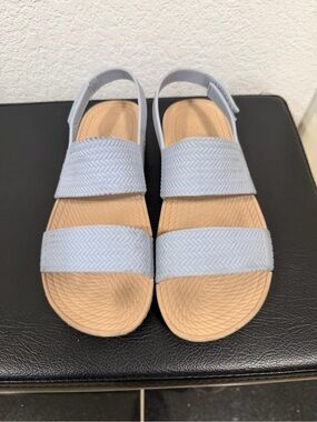REEF Women's Water Vista Dusty Blue Size 7 Medium Width Brand (Pre-Used)